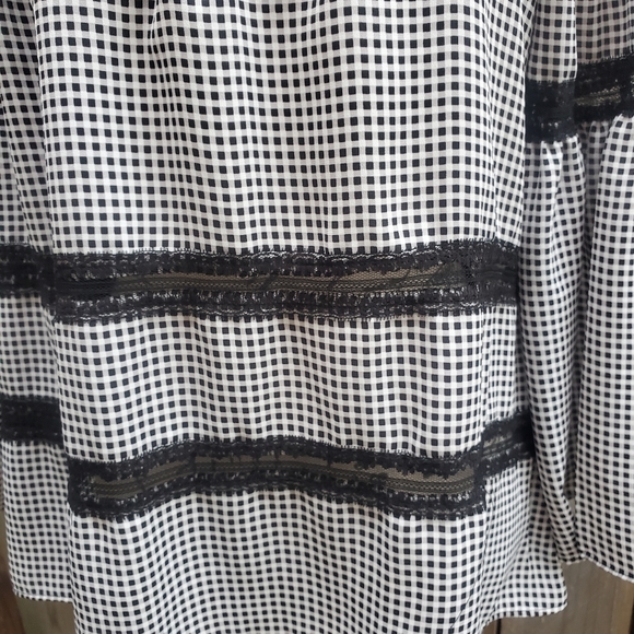 Belle Sky Off the Shoulder Flowy Bell Sleeve Blouse Women's Size XL EUC - Picture 5 of 8